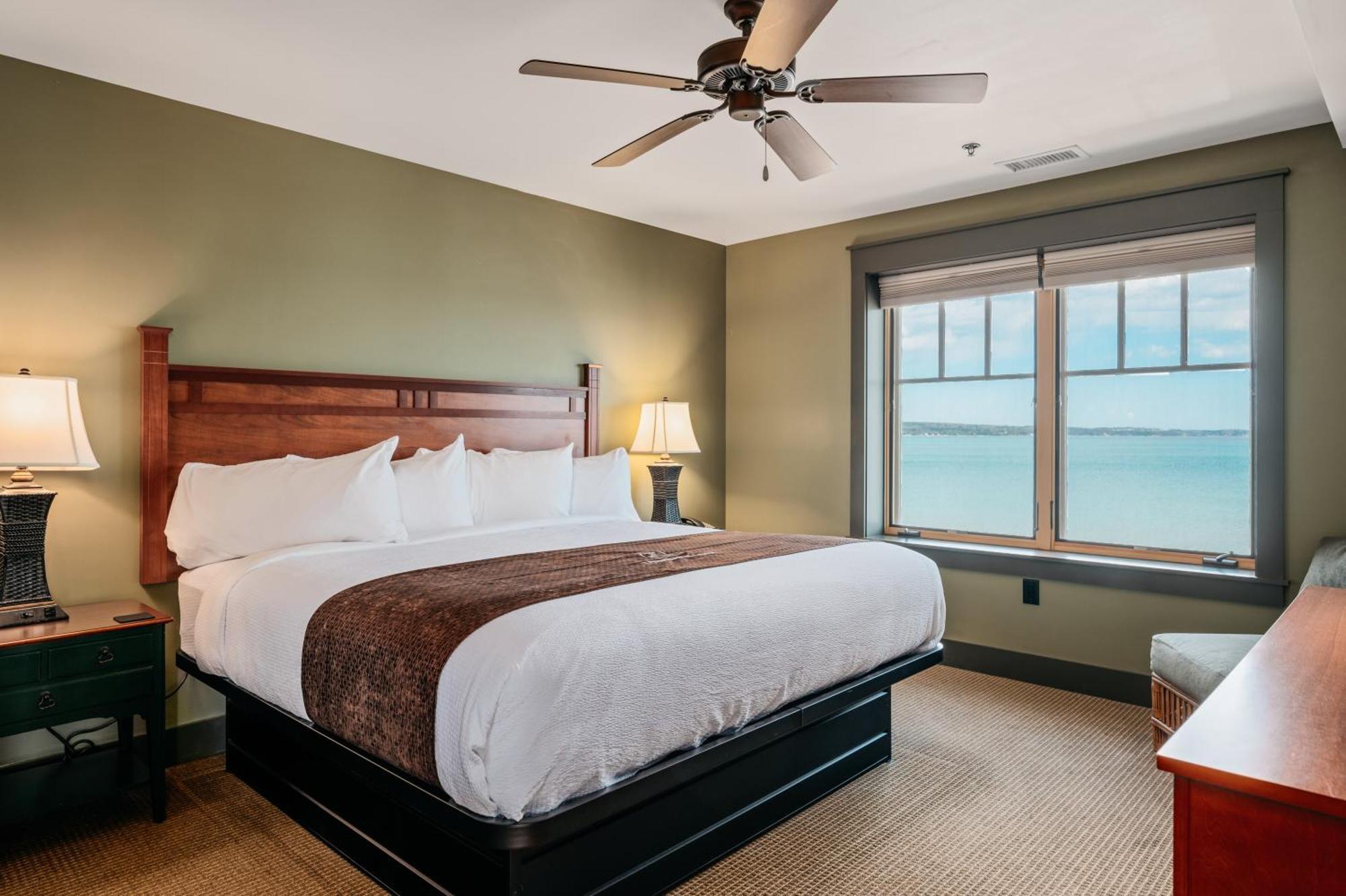 Tamarack Lodge Traverse City Quarto foto