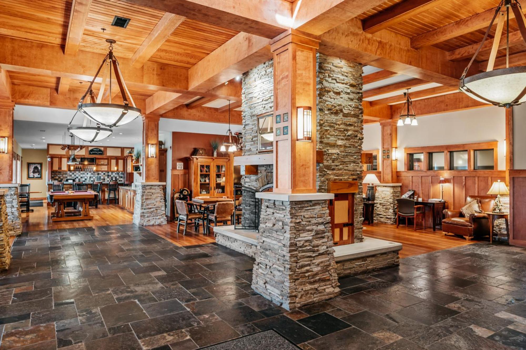 Tamarack Lodge Traverse City Exterior foto